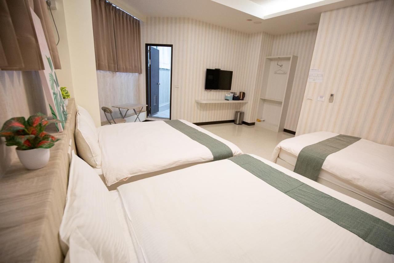 Jia-Jia Business Hotel Luodong Exterior photo