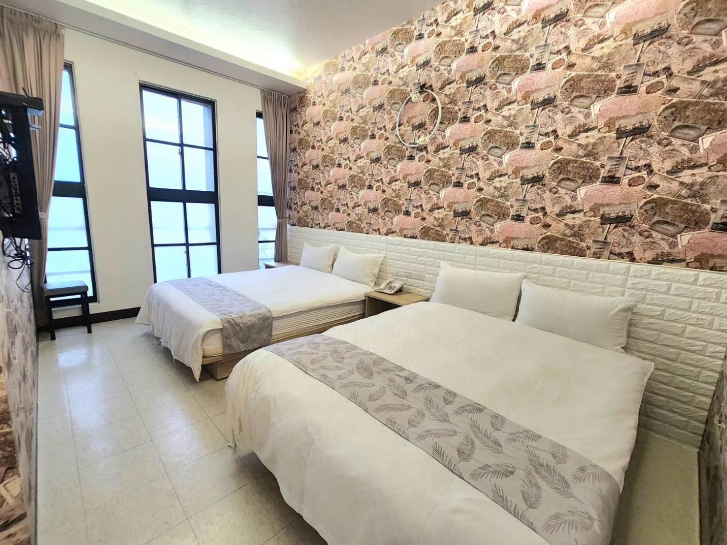 Jia-Jia Business Hotel Luodong Exterior photo