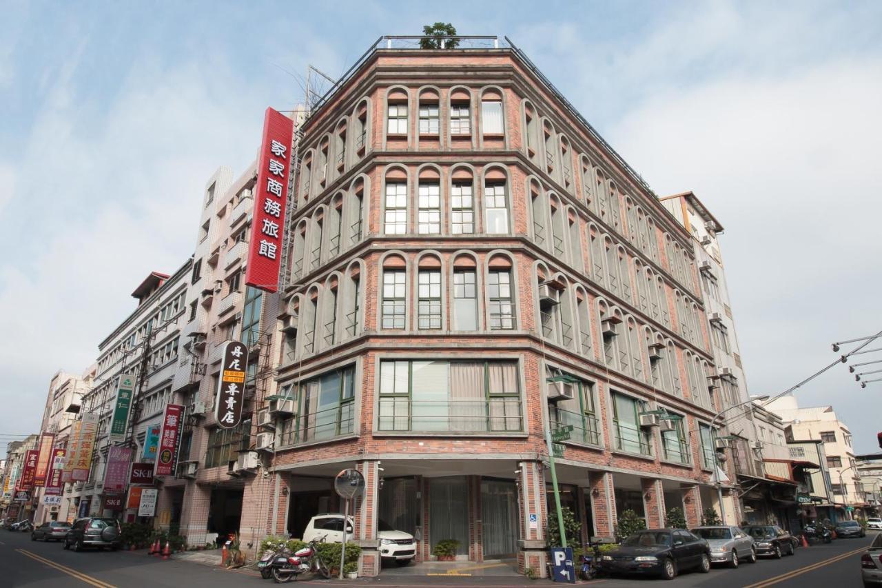 Jia-Jia Business Hotel Luodong Exterior photo